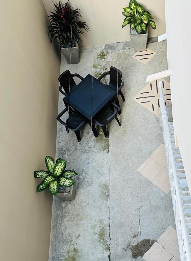 Large 2-Bedroom Apartment, Close To The American Consulate Guayaquil Bagian luar foto
